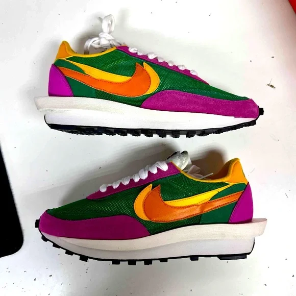 Nike sacai Barney Nike Sacai Waffle Barney Size: Us10.5; Uk9.5 Condition  main image 3